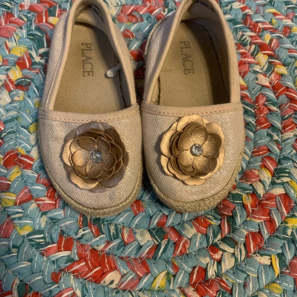 Toddler shoes